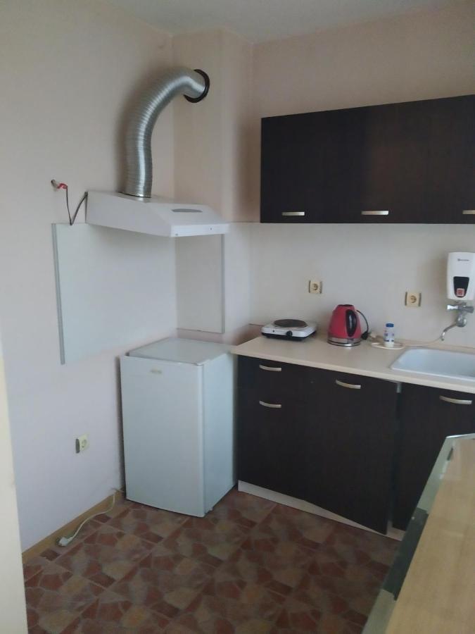 Apartment Ivaylo Варна Екстер'єр фото
